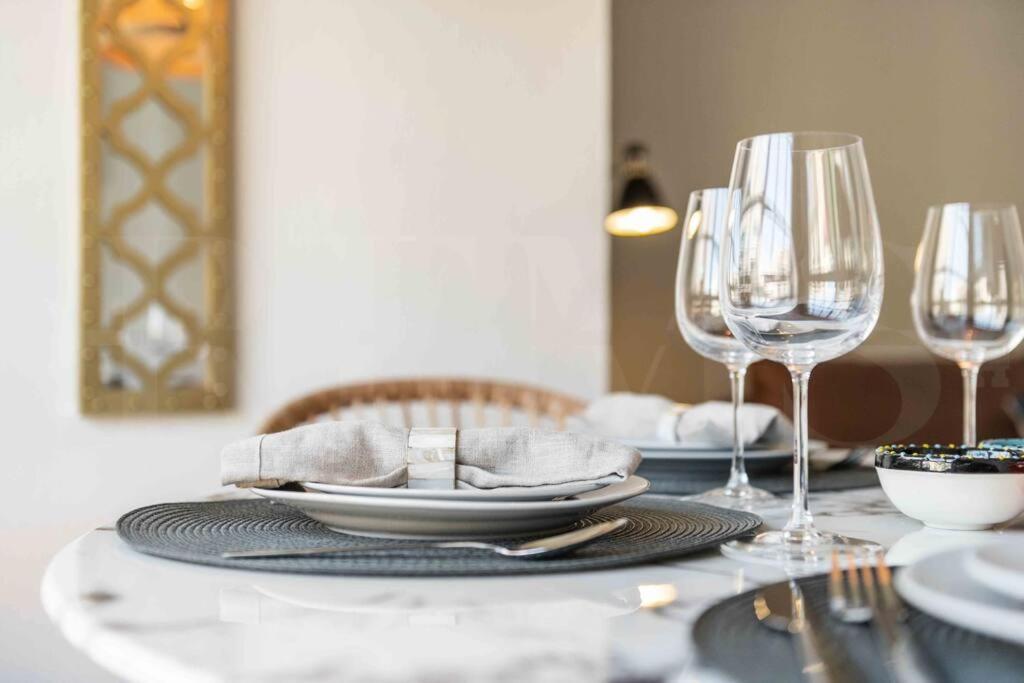 Spacious & Authentic By Rems Málaga