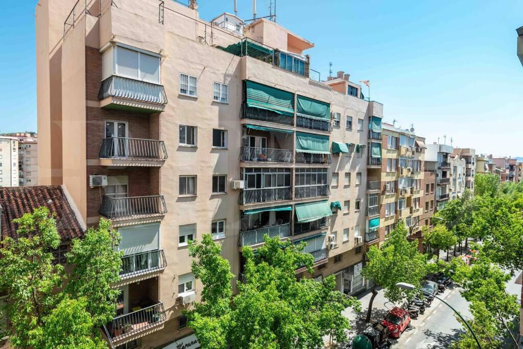 Spacious & Authentic By Rems Appartement *